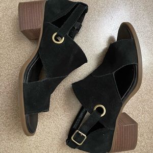 Koolaburra by UGG Kaiah suede heel sandals